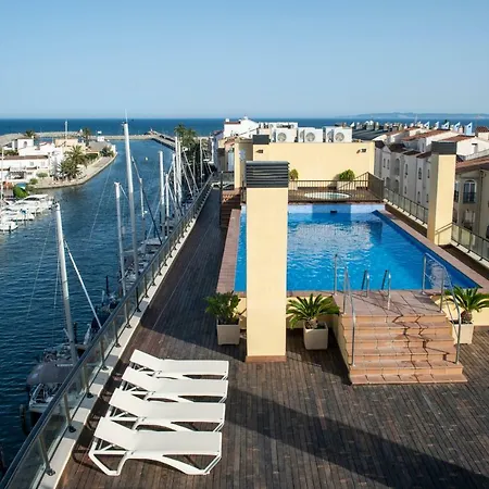 Pierre & Marina Apartment Empuriabrava